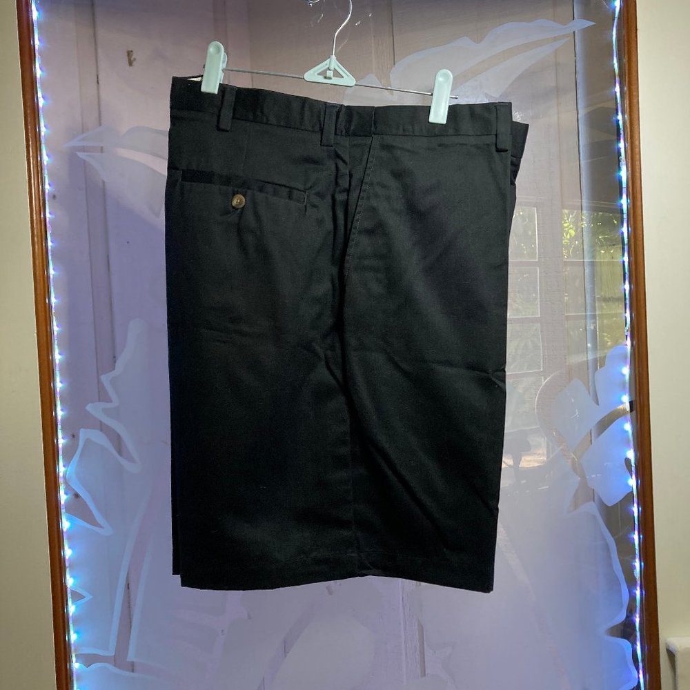 New With Tags Haggar Generations Comfort Equipped Black Shorts 40W